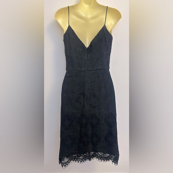 Shoshanna Black Lace Balconette Cocktail Dress - Picture 2 of 10